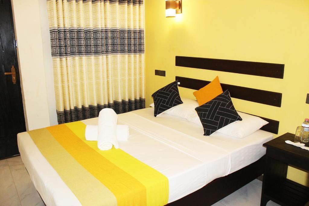 Amron Resort Sigirija Zewnętrze zdjęcie
